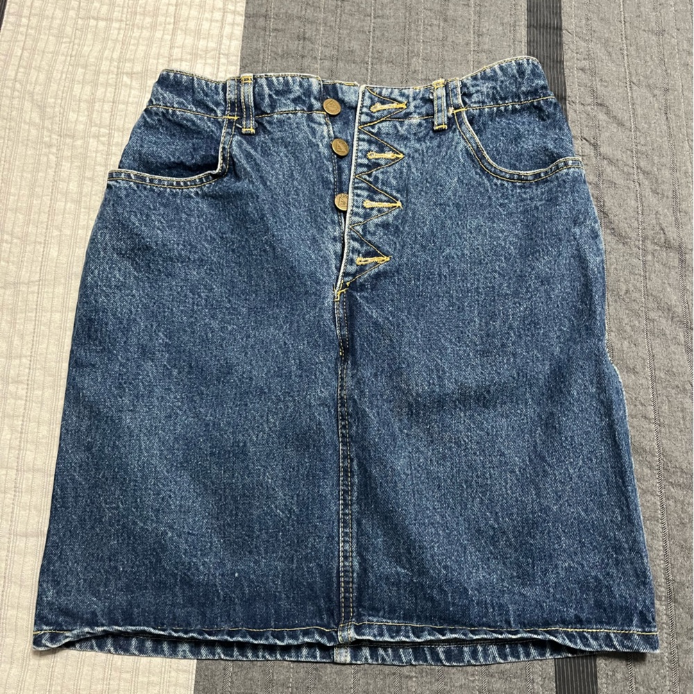 Vintage Guess Women's Dark Blue Denim Button Fly Skirt
